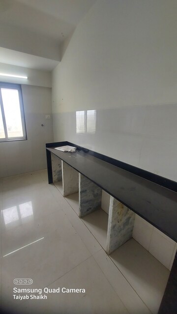 Furnished Amenities in 3 BHK Apartment at Hubtown The Premiere, Andheri West – for Rent