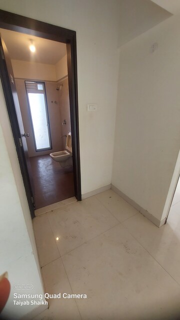 Furnished Amenities in 3 BHK Apartment at Hubtown The Premiere, Andheri West – for Rent