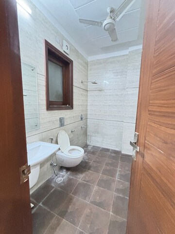 Bathroom in 3 BHK Apartment at Palm Residency Chhatarpur, Chattarpur – for Rent