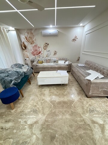 Living Room in 2 BHK Builder Floor at DLF Pink Town House, Dlf City Phase 3 – for Rent