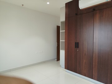 Room in 3 BHK Apartment at Prestige Tranquil, Kokapet – for Rent