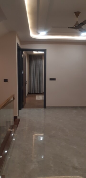 3 BHK Villa For Sale in Mahal Road