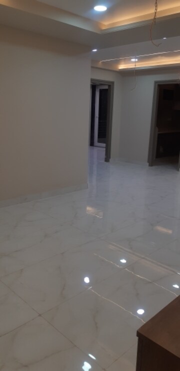 Room in 3 BHK Villa at Mahal Road – for Sale
