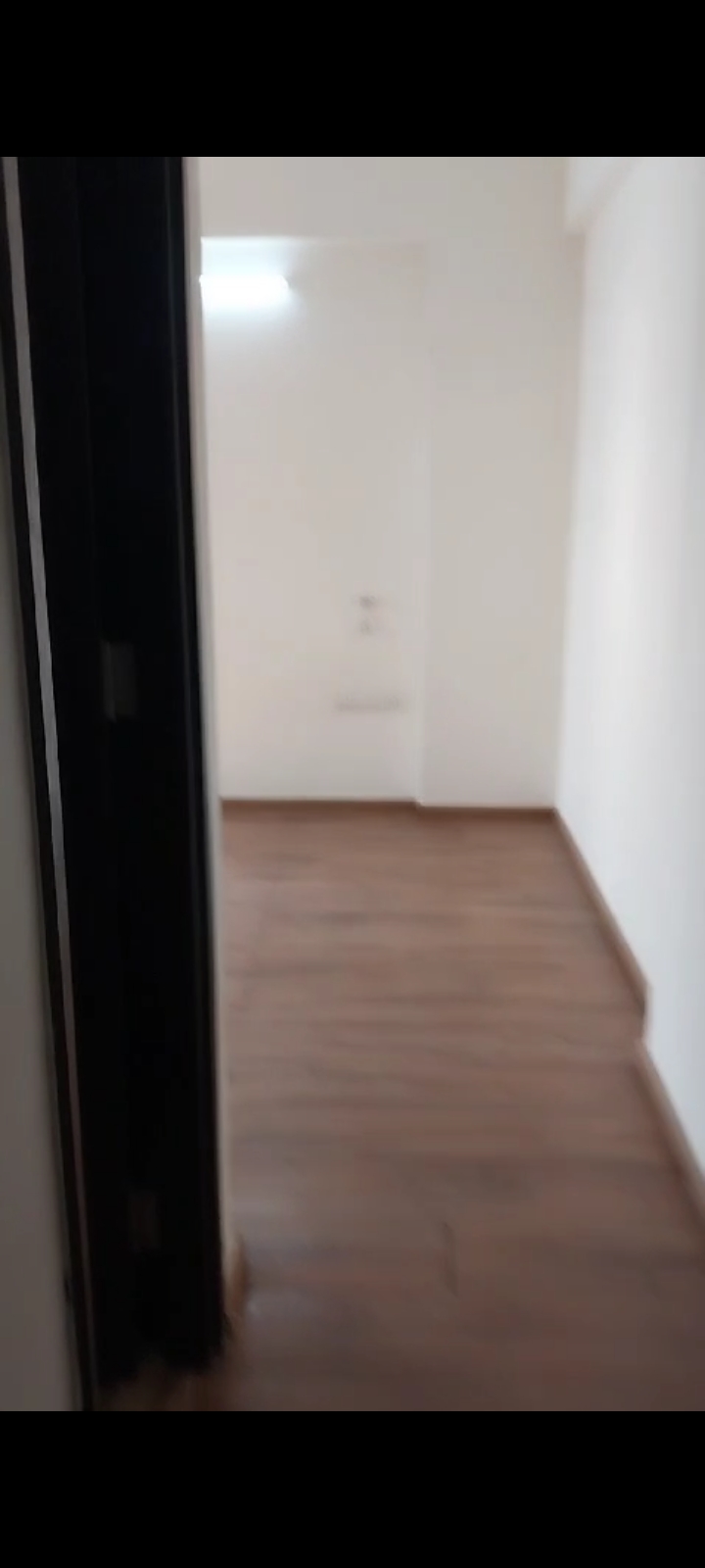 1 BHK + Study Room Apartment For Sale in Mahindra Vivante