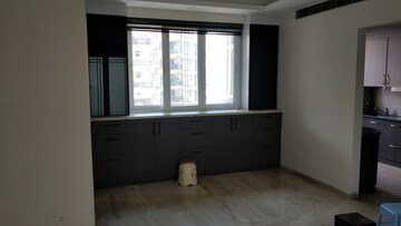 Room in 4 BHK Apartment at Mahagun Mezzaria, Sector 78 – for Sale