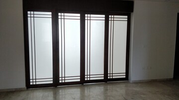 Room in 4 BHK Apartment at Mahagun Mezzaria, Sector 78 – for Sale