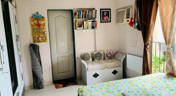 Furnished Amenities in 3 BHK Apartment at Everest World Tulip, Kolshet Road – for Rent