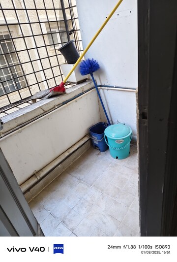Furnished Amenities in 2 BHK Builder Floor at Indiranagar – for Rent