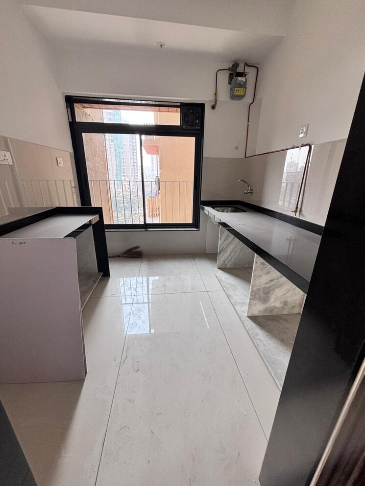 Kitchen, arkade-crown 3 Bedroom 1064 Sq.Ft. Apartment In Borivali West Mumbai 8051381