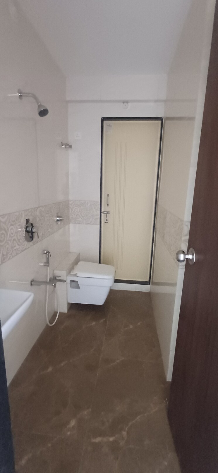Attached Bathroom, panchpakhadi-jewel 3 Bedroom 1680 Sq.Ft. Apartment In Panch Pakhadi Thane 8051437