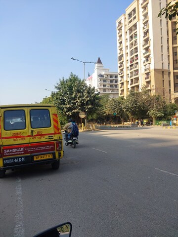 रेसिडेंशियल प्लॉट वर्ग यार्ड फॉर रीसेल इन राज नगर एक्सटेंशन ग़ाज़ियाबाद  8051434