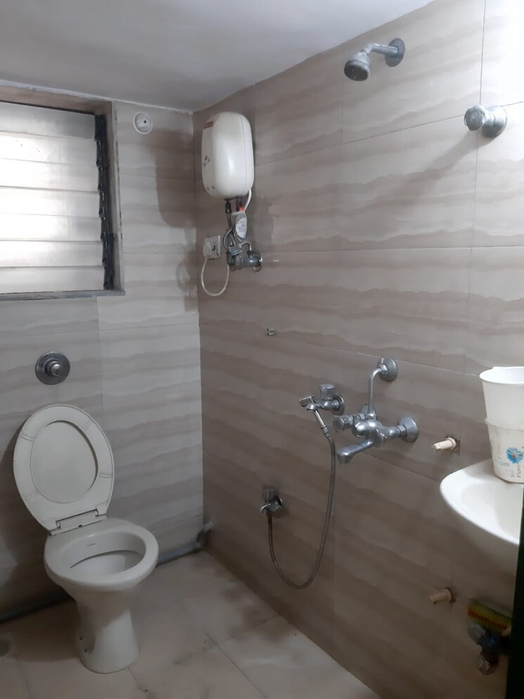 Bathroom, new-yashwant-chs 1 Bedroom 400 Sq.Ft. Apartment In Charai Thane 8051451