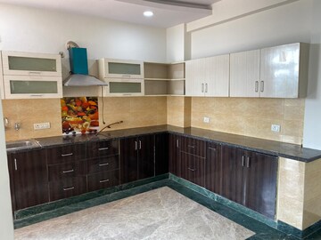 Kitchen in 3.5 BHK Apartment at Ardee City The Residency, Sector 52 – for Rent