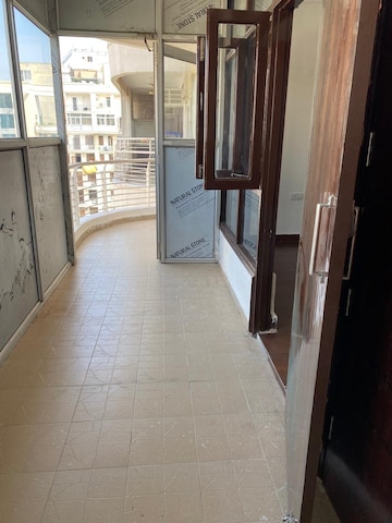 Building Lobby in 3.5 BHK Apartment at Ardee City The Residency, Sector 52 – for Rent