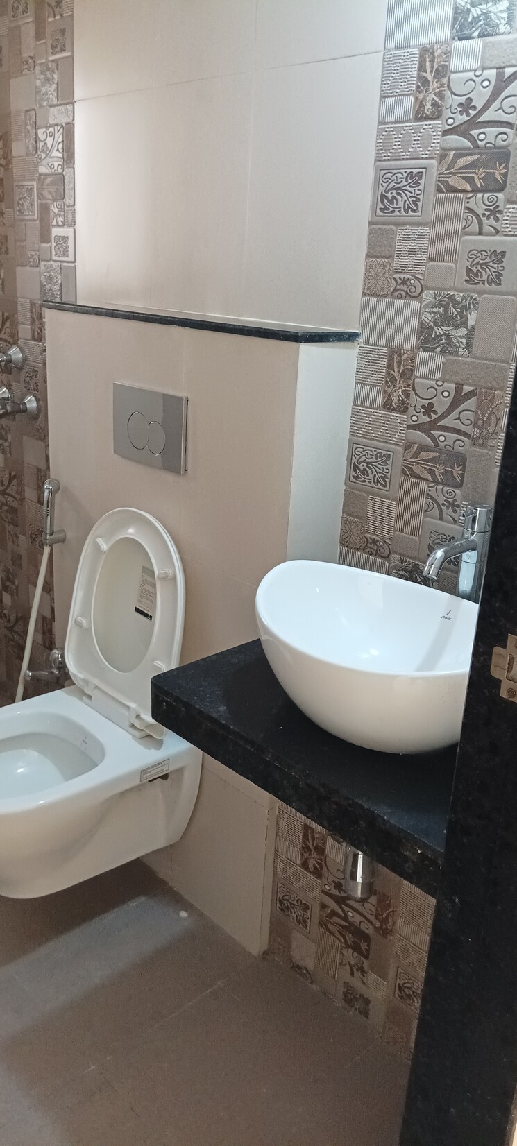 Bathroom, jp-north-euphoria 3 Bedroom 915 Sq.Ft. Apartment In Mira Road Thane 8051470
