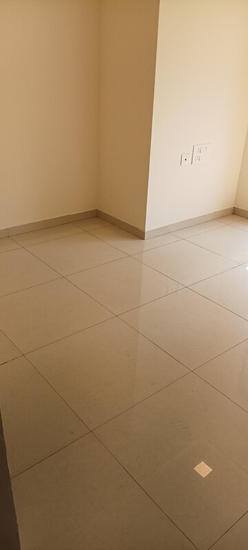 Room in 3 BHK Apartment at JP North Euphoria, Mira Road – for Sale
