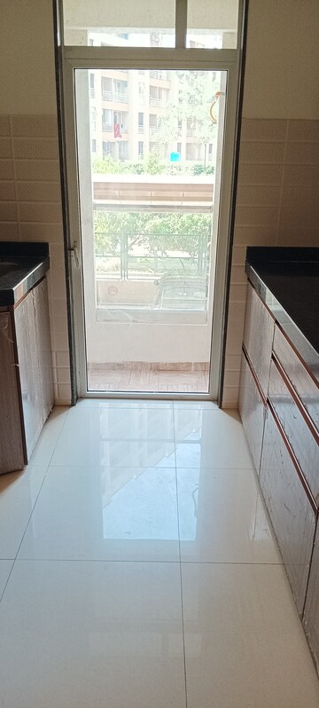 Bathroom in 3 BHK Apartment at JP North Euphoria, Mira Road – for Sale