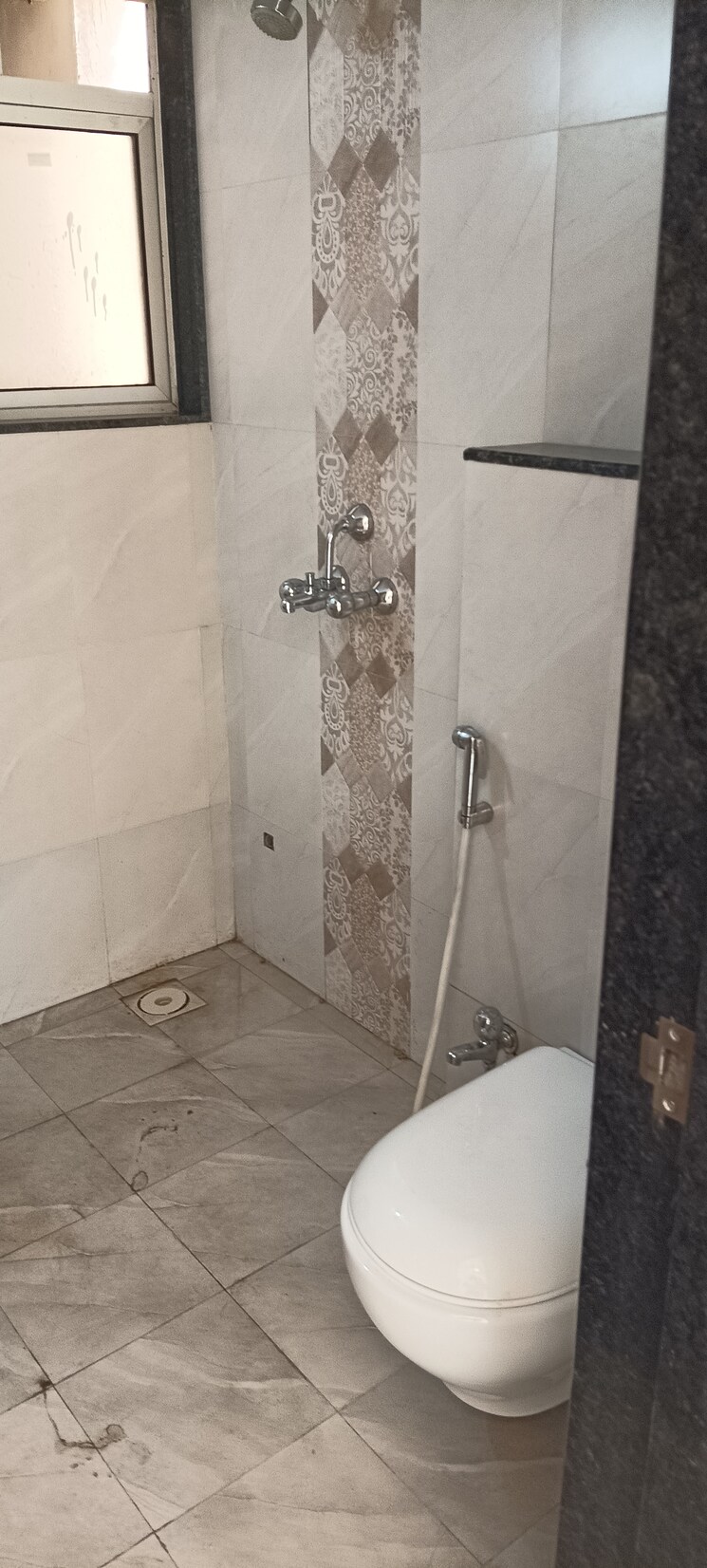 Bathroom, jp-north-euphoria 3 Bedroom 915 Sq.Ft. Apartment In Mira Road Thane 8051470