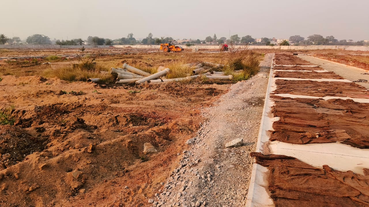 Plot For Sale in Plot In Boria 