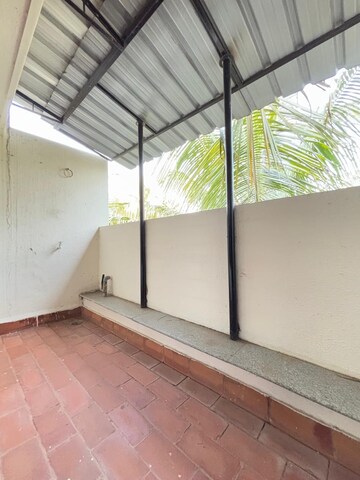 Room in 3 BHK Apartment at Mangam Elite Apartment, Hsr Layout – for Rent