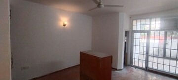 2 BHK Apartment For Rent in Signature Orchard Avenue 2, Sector 93