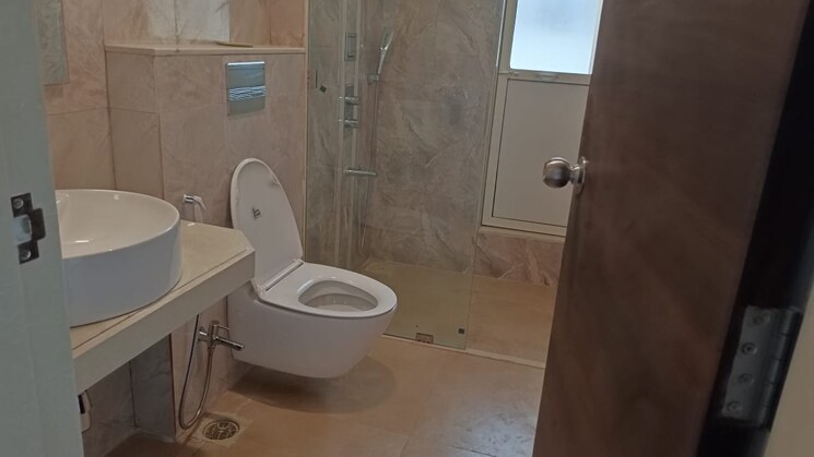 Attached Bathroom, kohinoor-city-phase-ii 2 Bedroom 914 Sq.Ft. Apartment In Kurla Mumbai 8051572