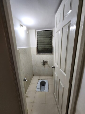 Bathroom in 2.5 BHK Apartment at NRI Complex Phase 2, Seawoods – for Rent