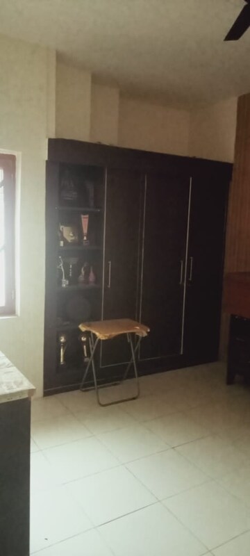 Furnished Amenities in 2 BHK Independent House at Gomti Nagar – for Rent