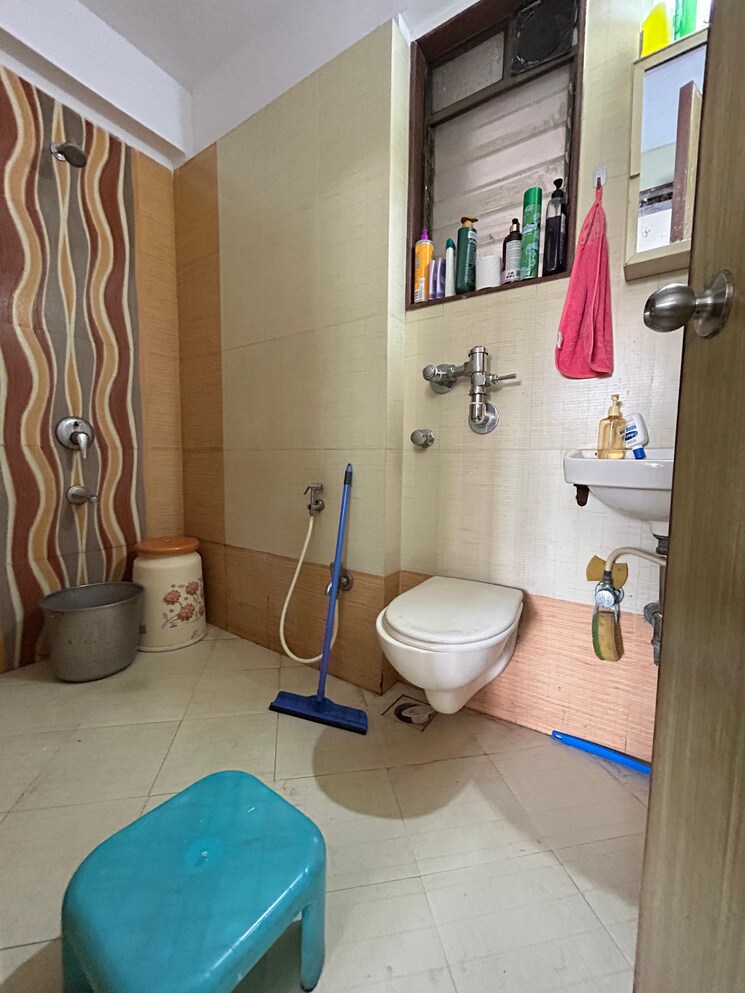 Bathroom, lourdes-citadel 1 Bedroom 580 Sq.Ft. Apartment In Dahisar West Mumbai 8051604