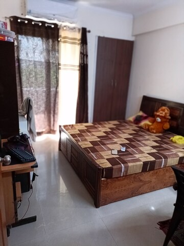 Bedroom in 3 BHK Builder Floor at Niti Khand – for Rent