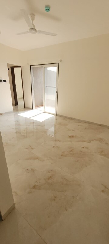 Room in 2 BHK Apartment at Krishna Amarillo, Hinjewadi – for Rent