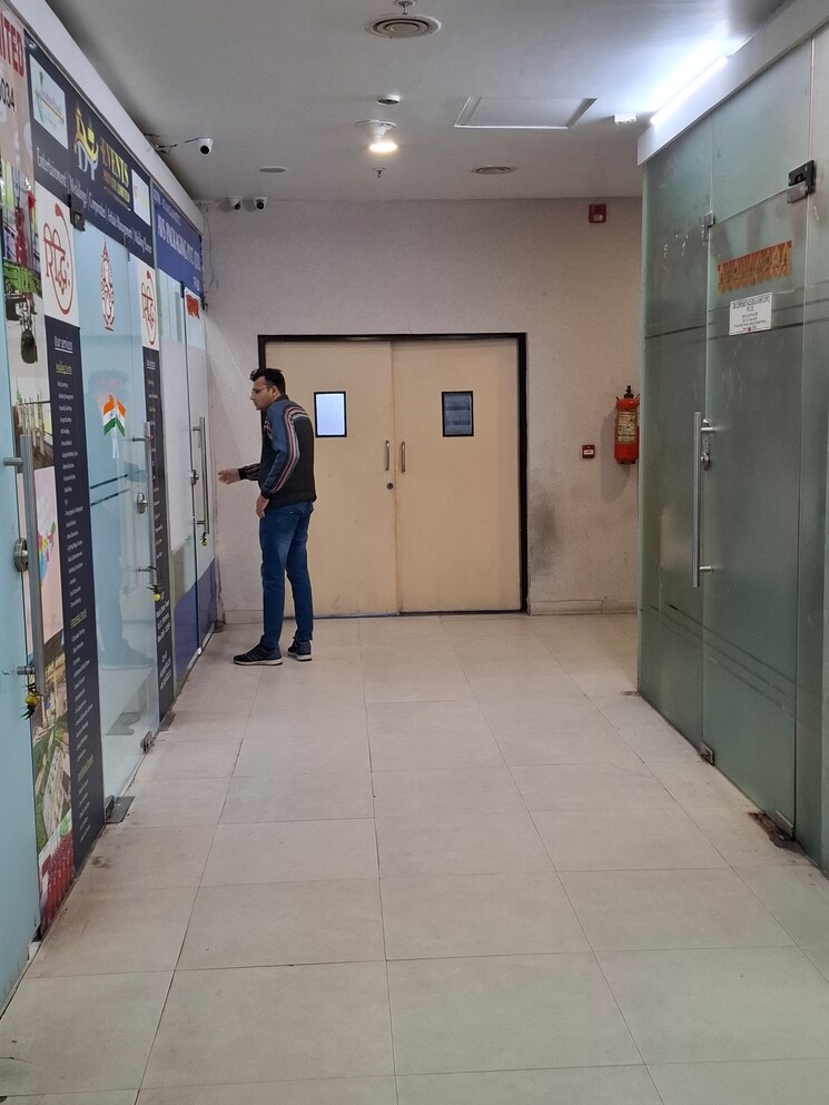 Floor Plan, netaji subhash place Commercial Office Space 350 Sq.Ft. In Netaji Subhash Place Delhi 8051639