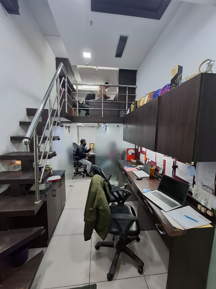 Floor Plan, netaji subhash place Commercial Office Space 350 Sq.Ft. In Netaji Subhash Place Delhi 8051639