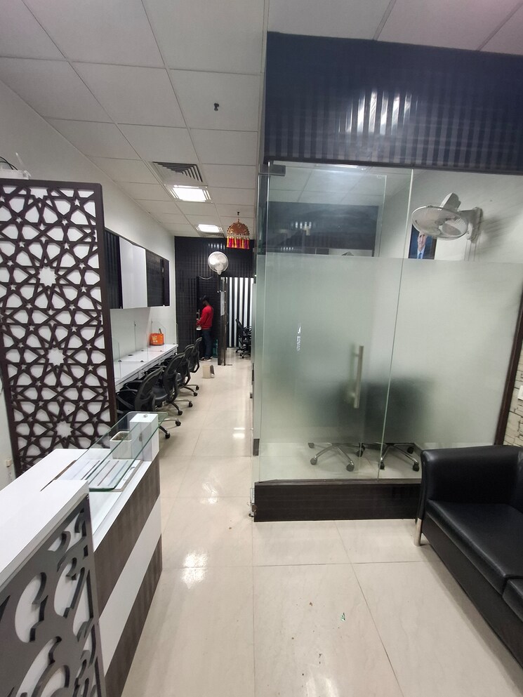 Floor Plan, netaji subhash place Commercial Office Space 800 Sq.Ft. In Netaji Subhash Place Delhi 8051650