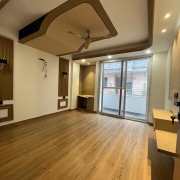 Room in 3 BHK Builder Floor at Chattarpur – for Sale
