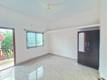 Room in 2 BHK Builder Floor at Whitefield – for Rent