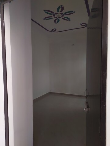 Furnished Amenities in 2 BHK Villa at Kamta – for Sale