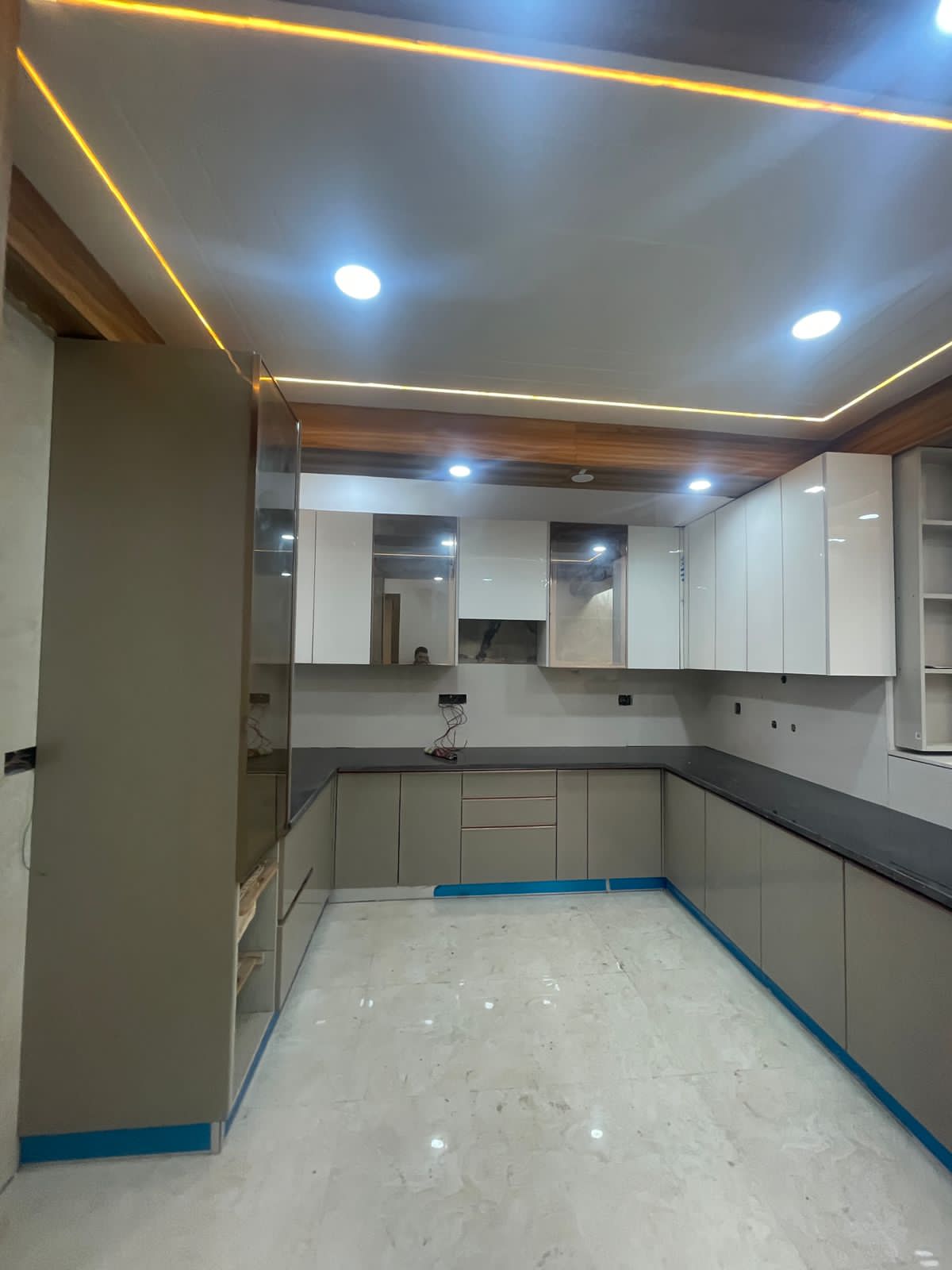 2 BHK Builder Floor For Sale in Sector 104