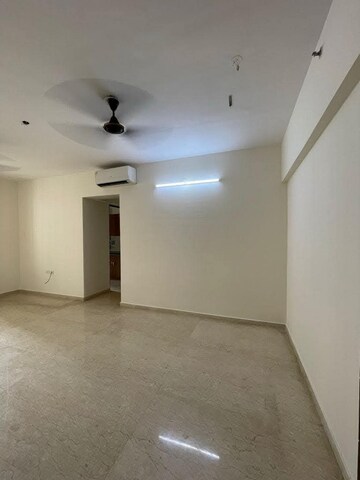 Room in 2 BHK Apartment at Lodha Splendora, Ghodbunder Road – for Rent