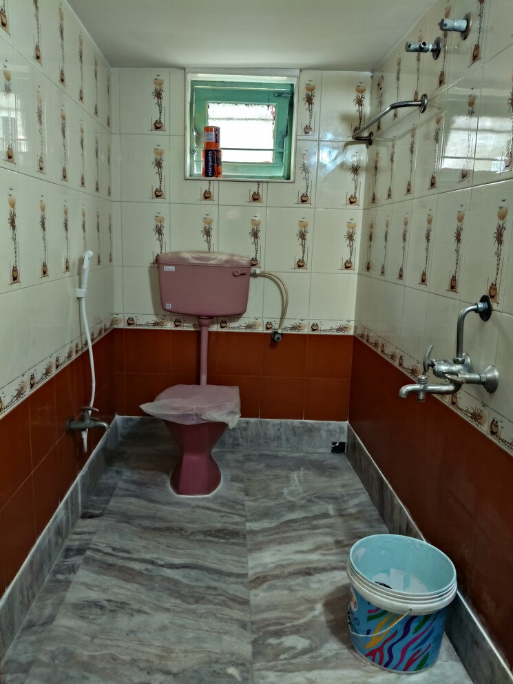 Master Bedroom, baguiati 5 Bedroom 1900 Sq.Ft. Apartment In Baguiati Kolkata 8051796