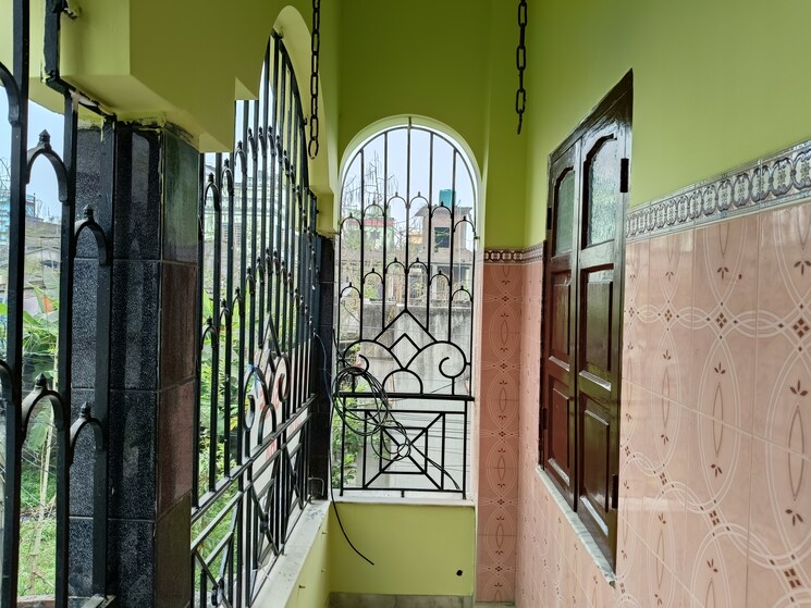 undefined, baguiati 5 Bedroom 1900 Sq.Ft. Apartment In Baguiati Kolkata 8051796