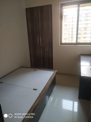 Furnished Amenities in 2.5 BHK Apartment at Lodha Splendora, Ghodbunder Road – for Rent
