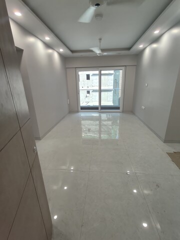 Building Lobby in 3 BHK Apartment at Happy Jade Gardens, Ghatkopar East – for Rent