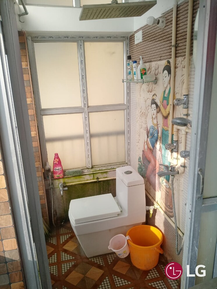 Bathroom, baguiati 2 Bedroom 800 Sq.Ft. Apartment In Baguiati Kolkata 8051821