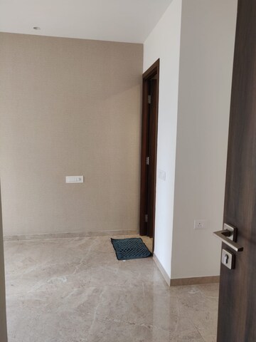 Room in 1 BHK Apartment at L&T Emerald Isle, Powai – for Rent