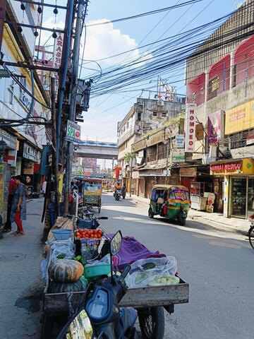  Shop For Rent in Baguiati
