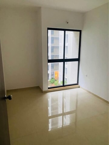Room in 2 BHK Apartment at Lodha Palava Aquaville Series Milano D G, Dombivli East – for Rent