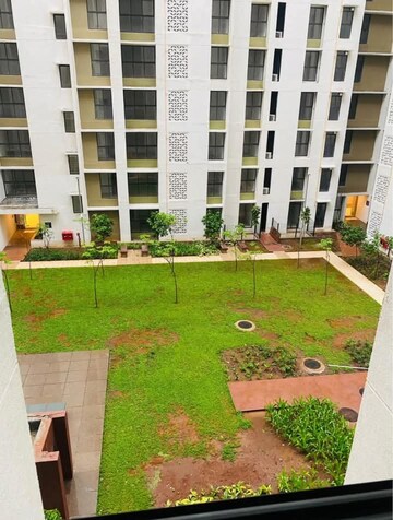 2 BHK Apartment – Garden View at Lodha Palava Downtown Dombivli East, Dombivli East - for Rent