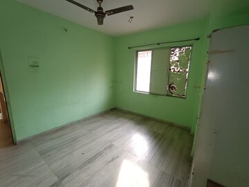 Master Bedroom in 2 BHK Apartment at Bhayandar West – for Rent