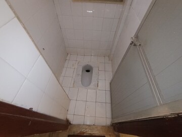 Bathroom in 2 BHK Apartment at Bhayandar West – for Rent